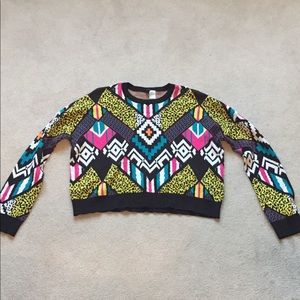 Crop sweater with colorful geometric pattern
